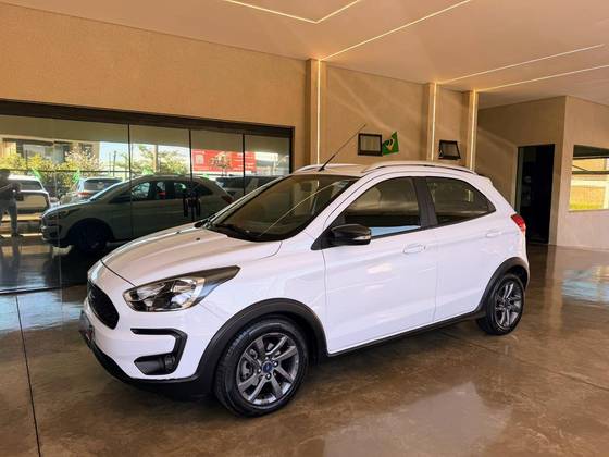 FORD KA 1.5 TI-VCT FLEX FREESTYLE AUTOMÁTICO FORD KA 1.5 TI-VCT FLEX FREESTYLE AUTOMÁTICO